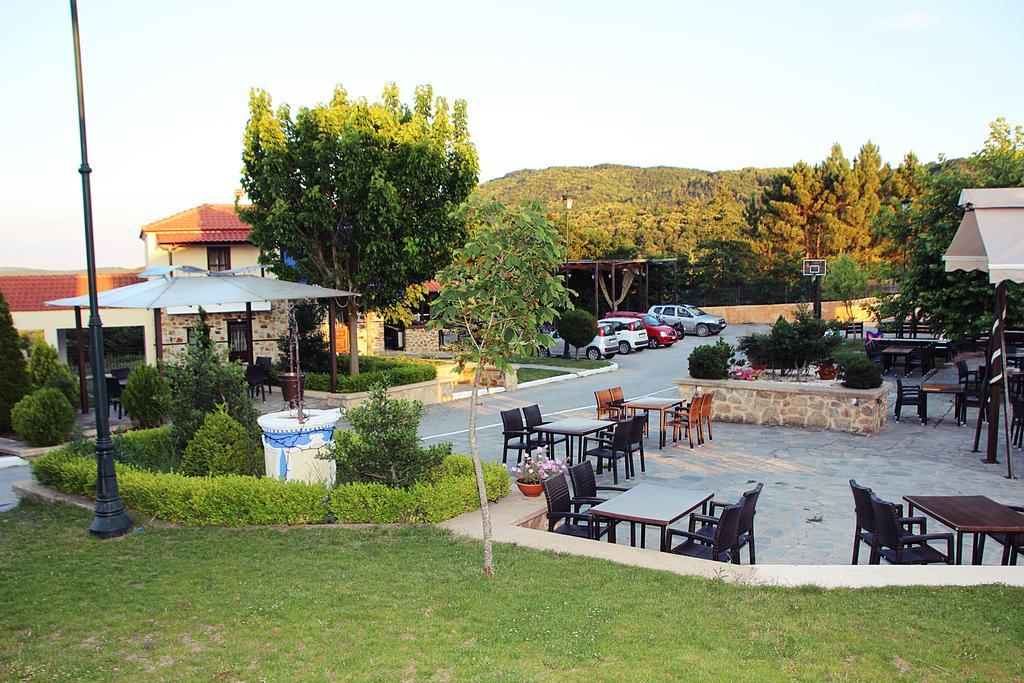 Prasino Horio Hotel Arnaia Exterior photo